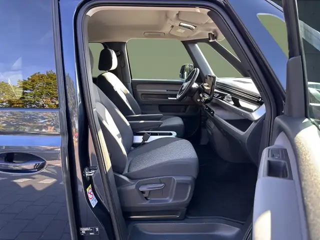 Volkswagen Id. Buzz view 14