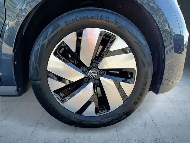Volkswagen Id. Buzz view 7