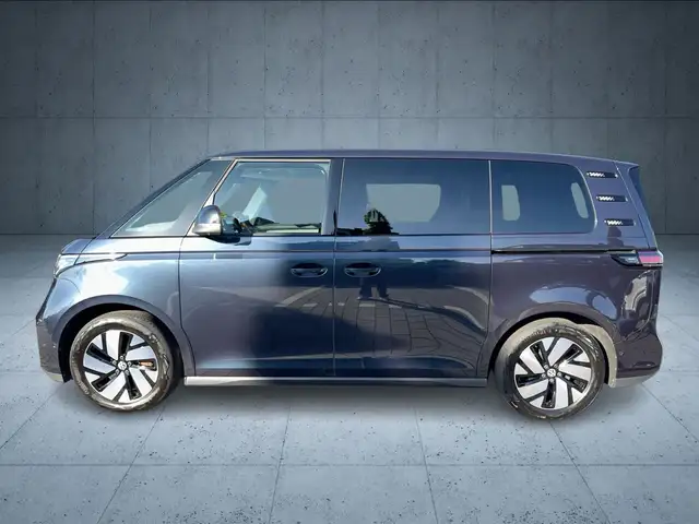 Volkswagen Id. Buzz view 2