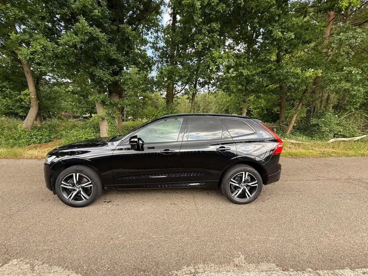 Volvo XC60 XC60 D4 Geartronic RDesign Noir - 1