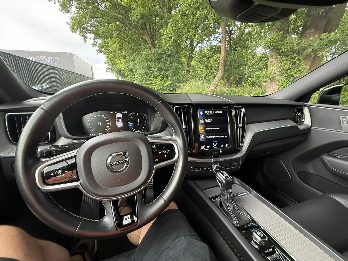 Volvo XC60 XC60 D4 Geartronic RDesign Noir - 2
