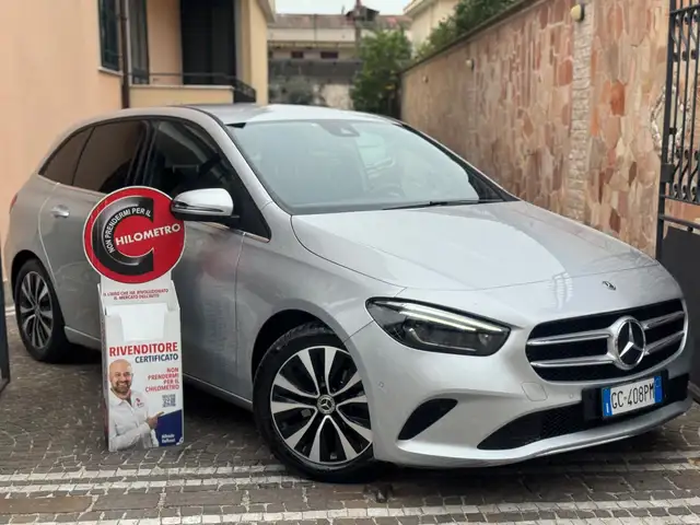 Mercedes-Benz B 180 B 180 d Automatic Sport Plus