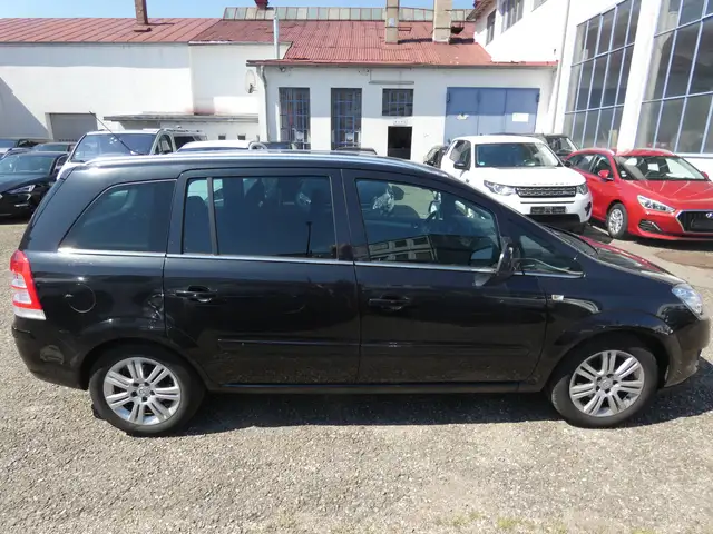 Opel Zafira view 6
