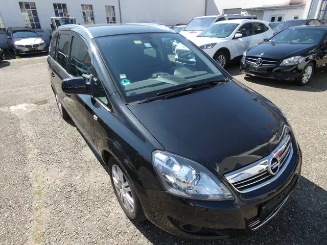 Opel Zafira view 7