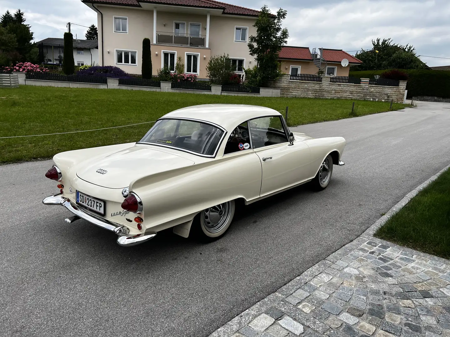 Oldtimer Auto Union 1000 SP Coupé, ABT Auslieferung Blanco - 2