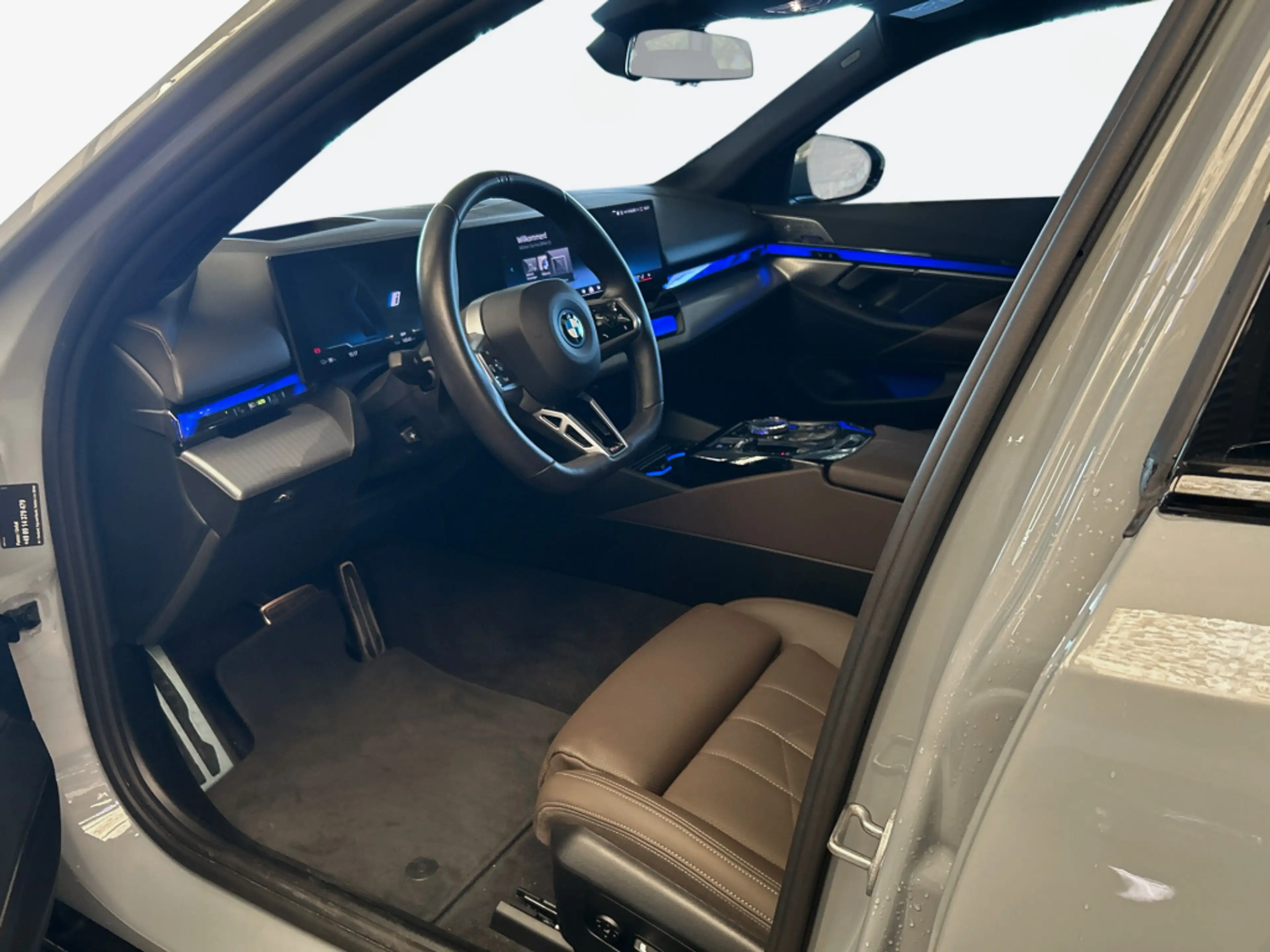 BMW i5 eDrive40 — photo 7