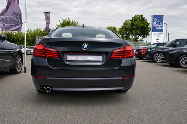 BMW 5 Series view 7