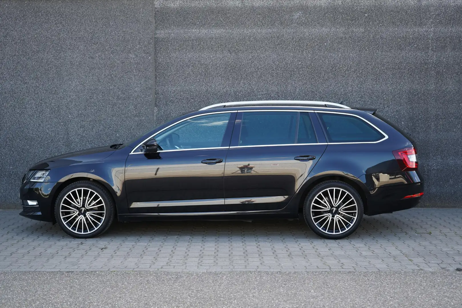 Skoda Octavia Combi 1.4 TSI Greentech Style Business /Virtual/Ke Zwart - 2