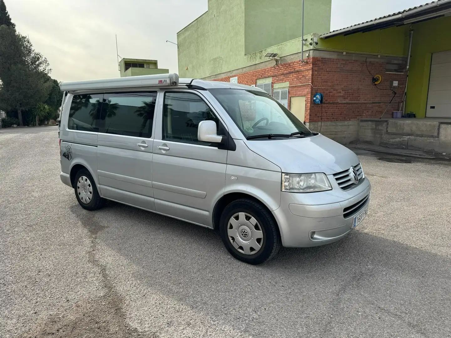 Volkswagen T4 California 2.5TDI ComfortlineTiptronic Comfortline Silber - 1