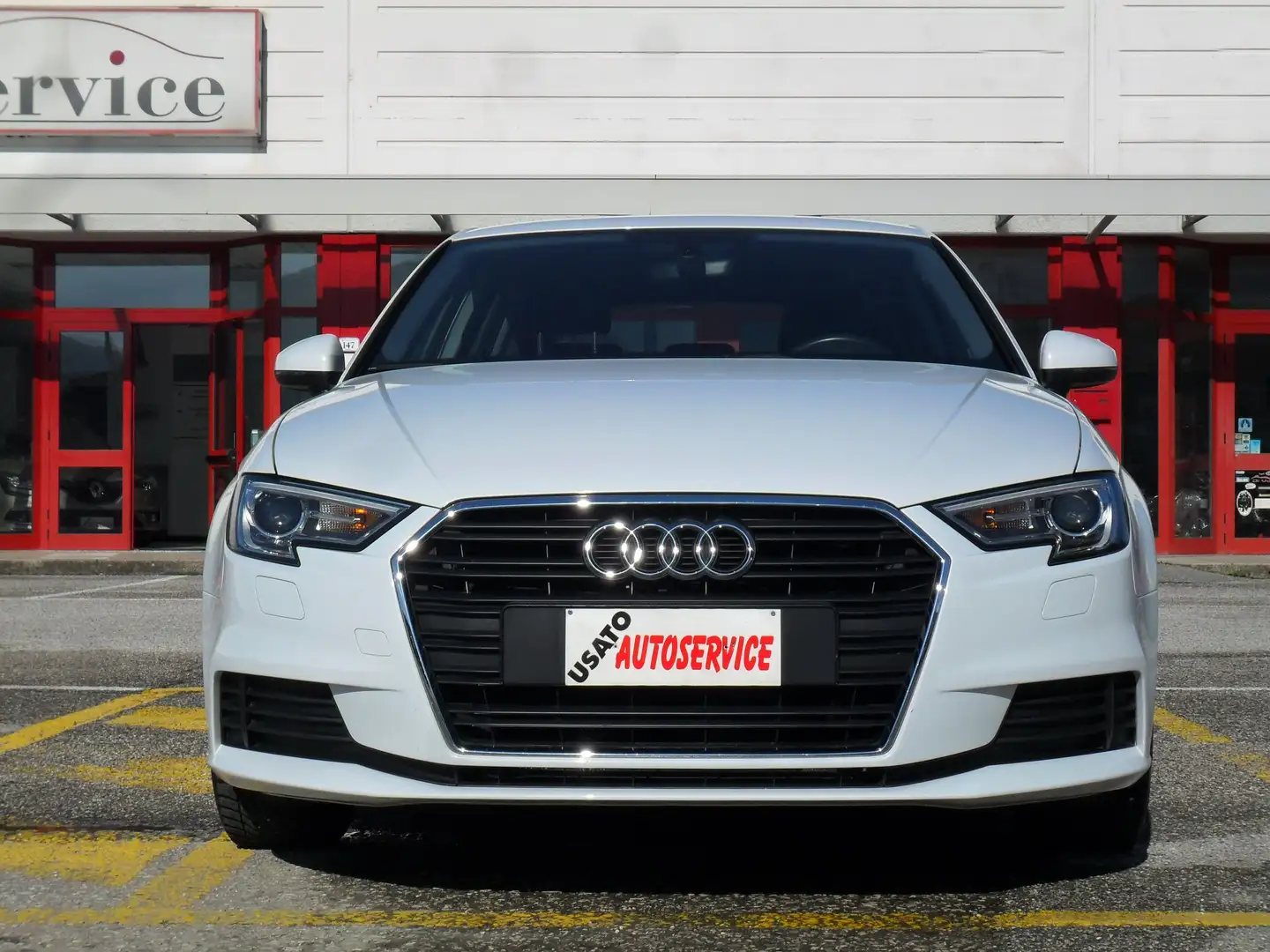 Audi A3 Sportback 1.6 tdi Business 5porte Bianco - 2