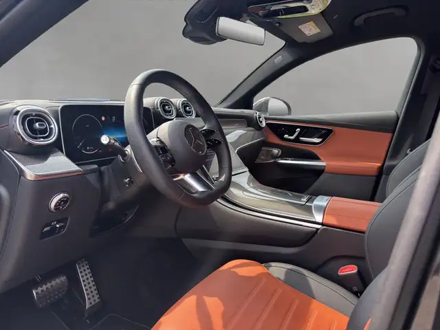 Mercedes-Benz GLC Class view 8