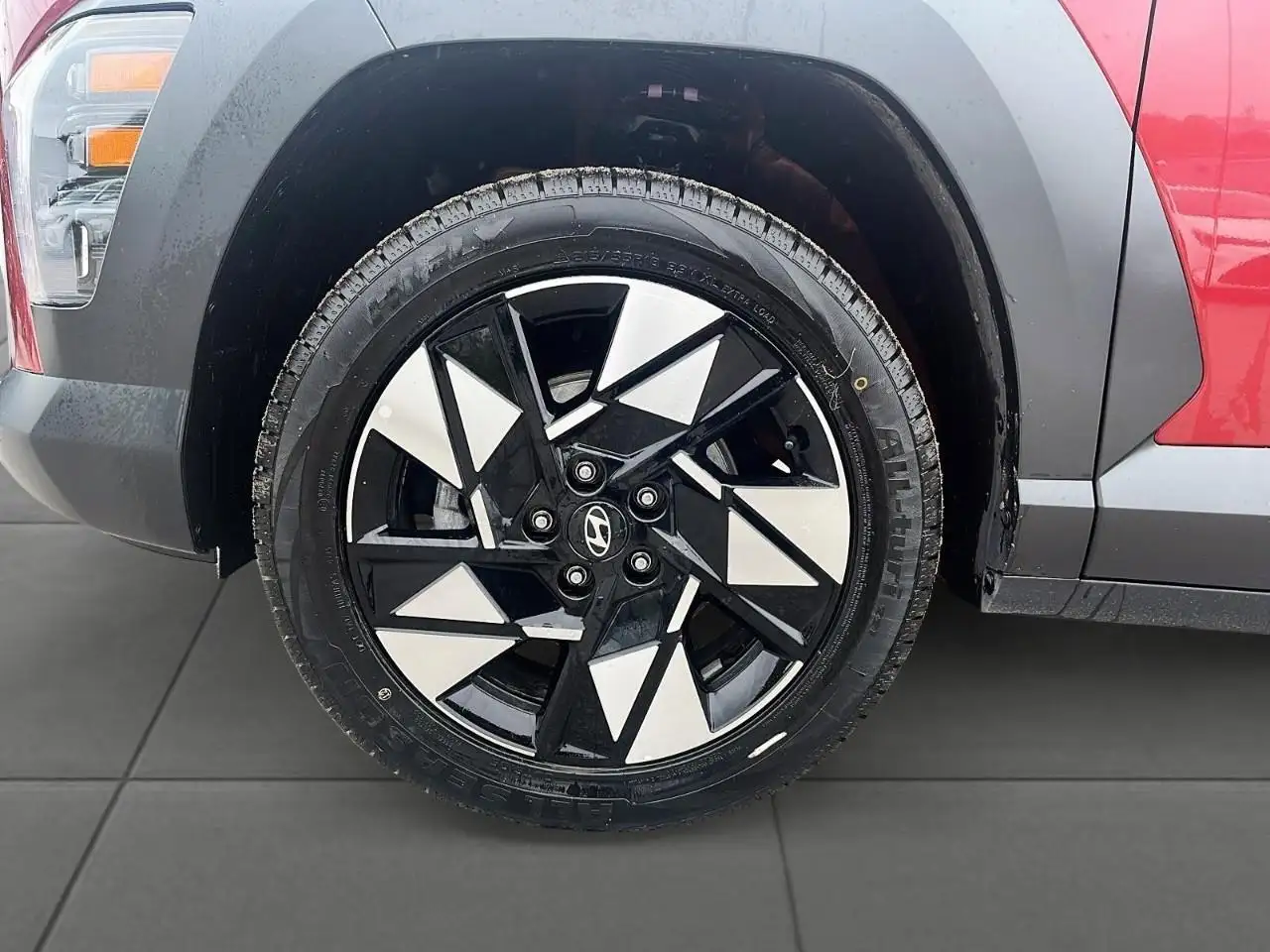 Hyundai KONA снимка Hyundai KONA