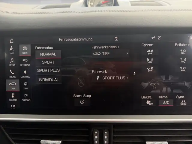 Porsche Cayenne view 12