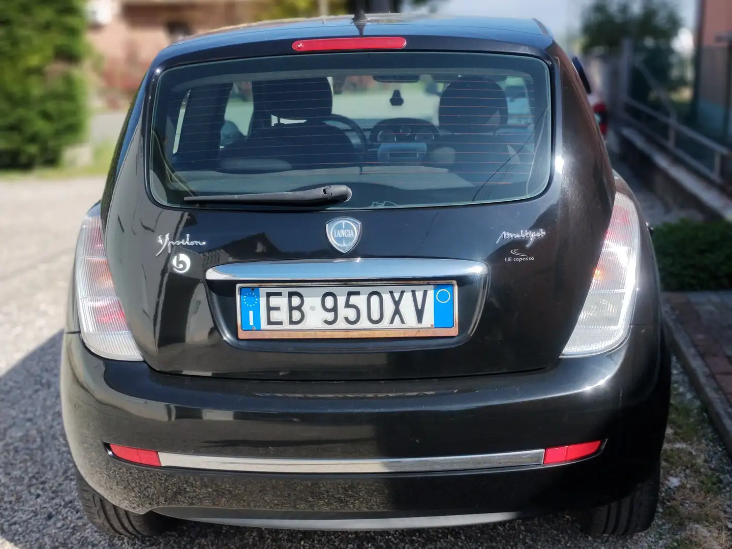 Lancia Ypsilon Ypsilon 1.3 mjt Oro 100 dfn Nero - 1