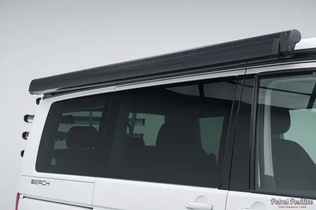 Volkswagen Transporter view 8