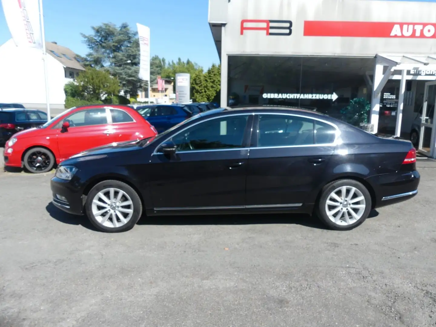 Volkswagen Passat Lim. Highline BlueMotion Schwarz - 1