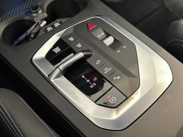 BMW 1 Series view 12