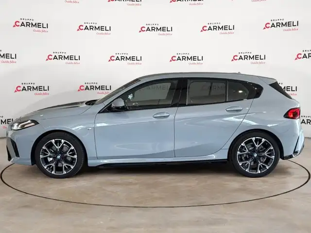 BMW 1 Series view 2