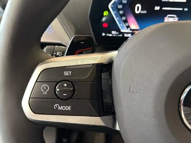 BMW 1 Series view 8