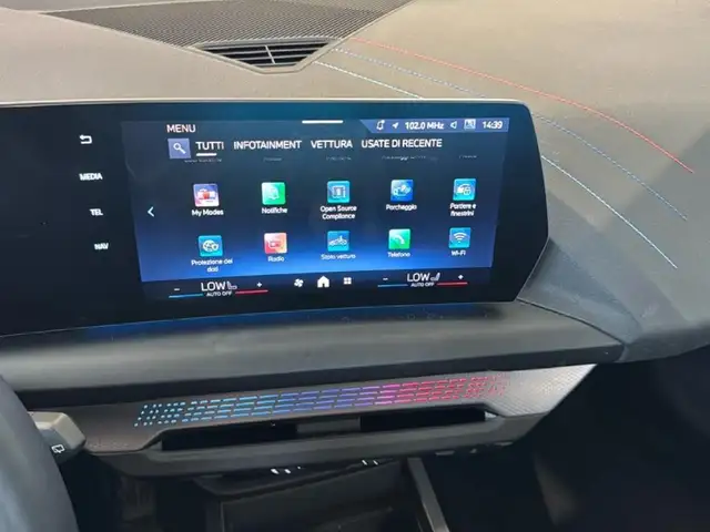 BMW 1 Series view 10