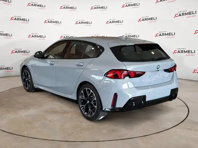 BMW 1 Series view 3