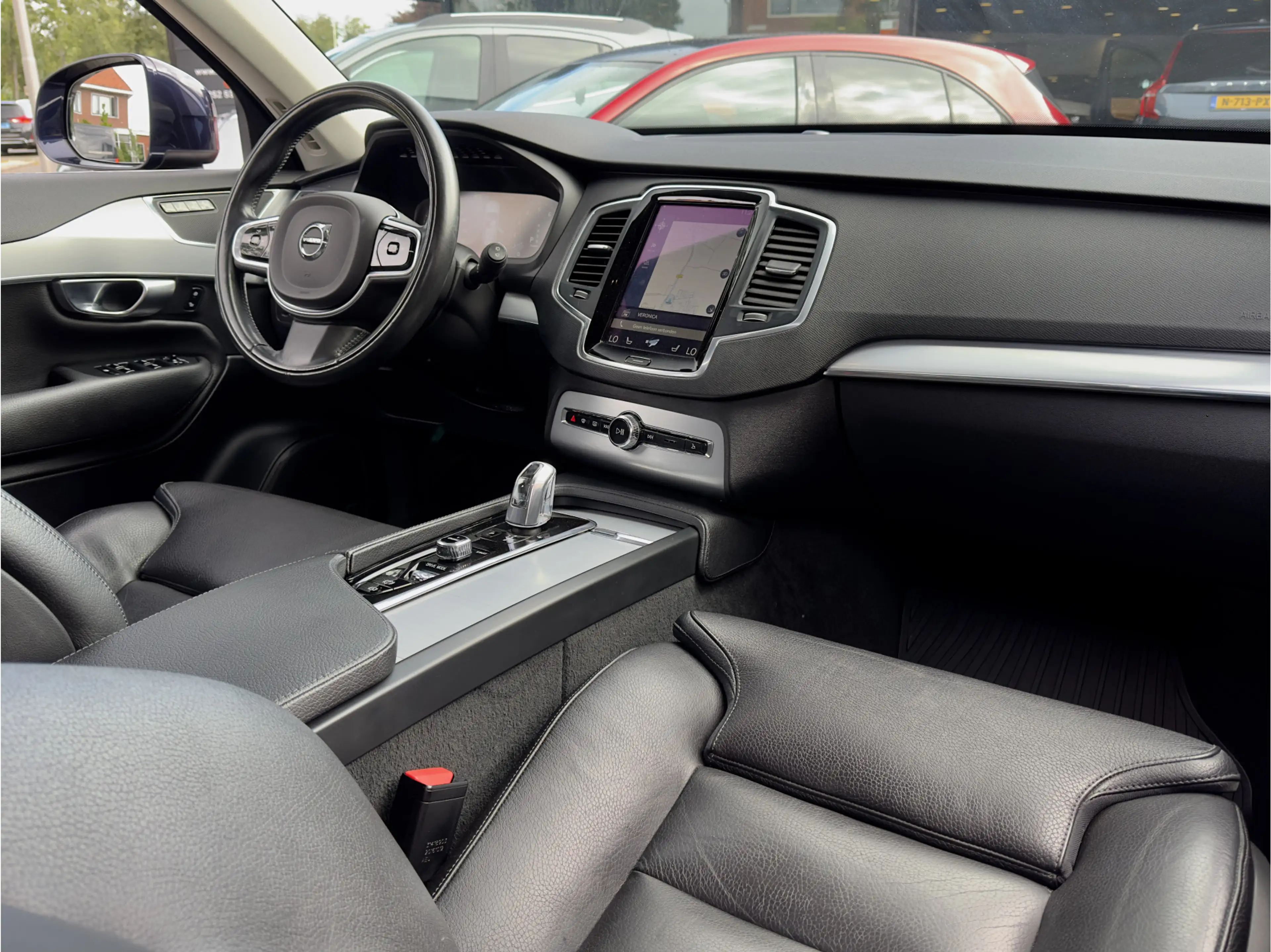 Volvo XC90 2.0 T8 AUT8 TWIN-ENGINE AWD MOMENTUM 97D.KM 84,4% — photo 2