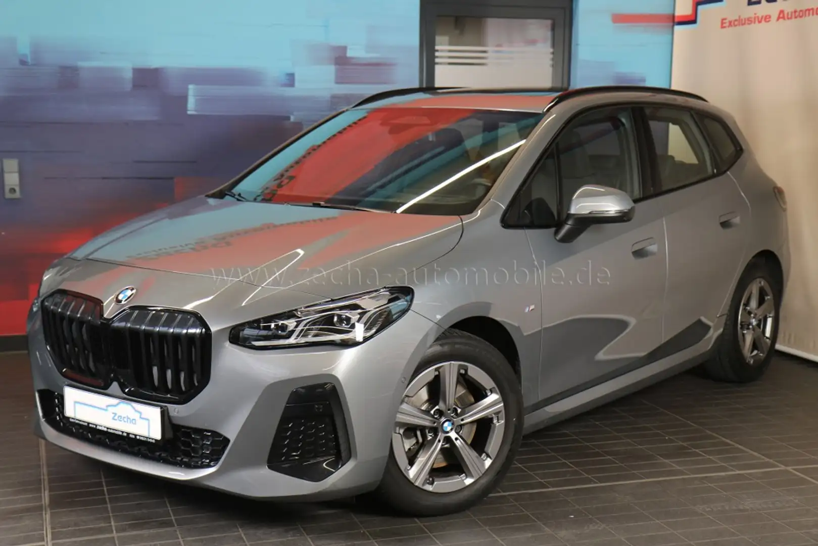 BMW 223 i xDr. Active Tourer M-Sportp.AHK.Park+Panod. Grau - 1