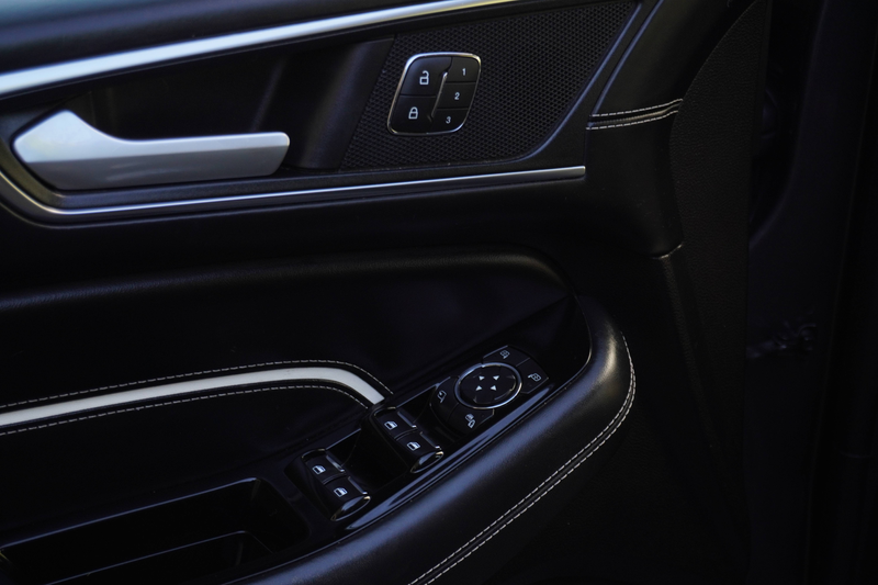 Ford S-Max 2.5 Hybrid Vignale LEDER+LED+7SITZE+TEMPOMAT+KAMERA — photo 12