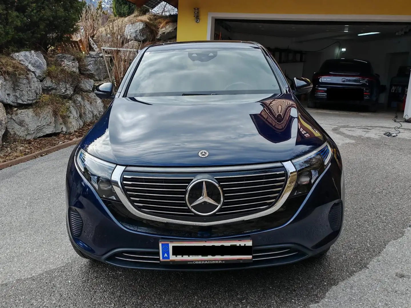 Mercedes-Benz EQC 400 EQC 400 4MATIC 80kWh Aut. Blau - 1
