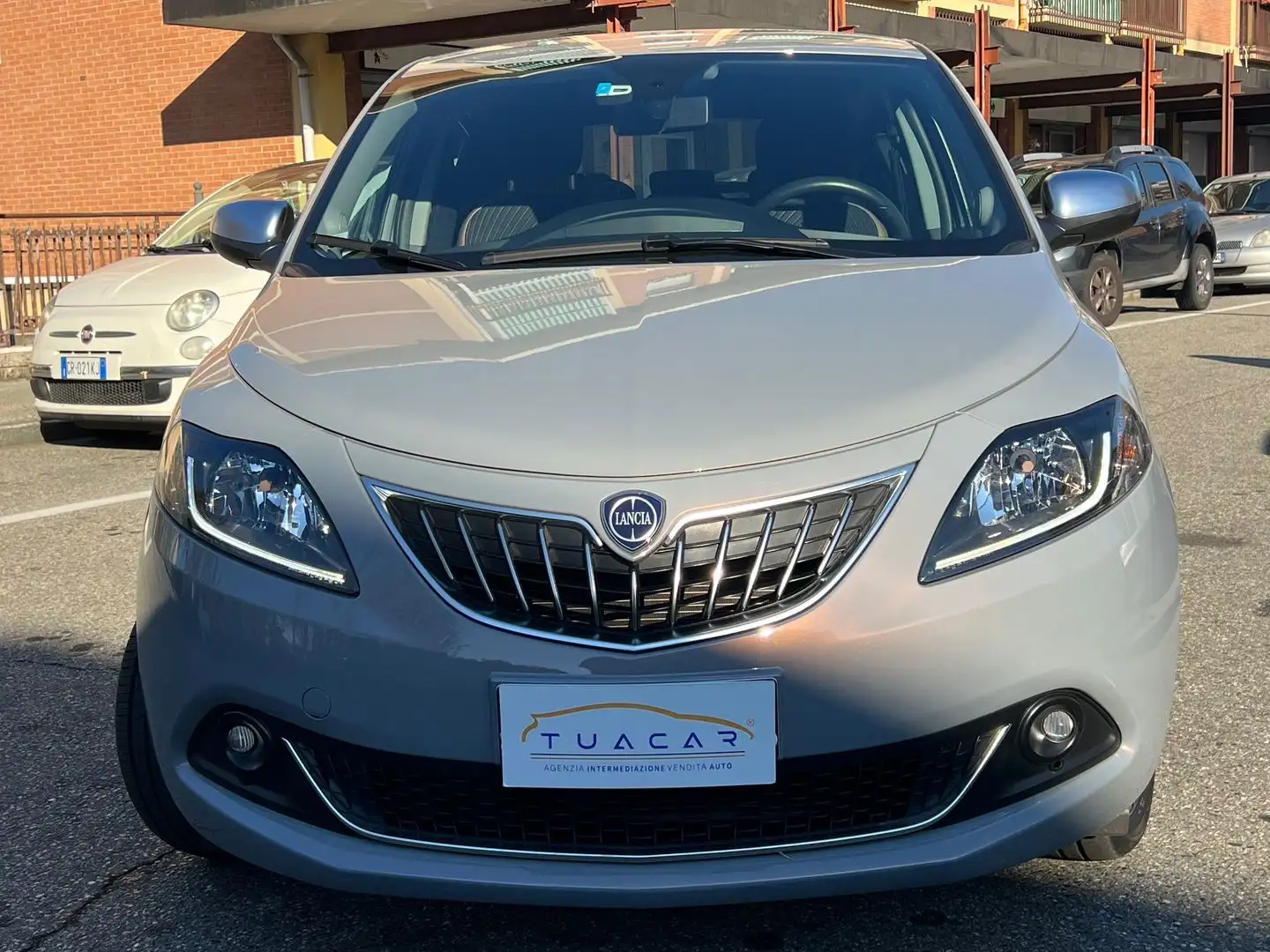Lancia Ypsilon Alberta Ferretti 1.2 LPG Gris - 2