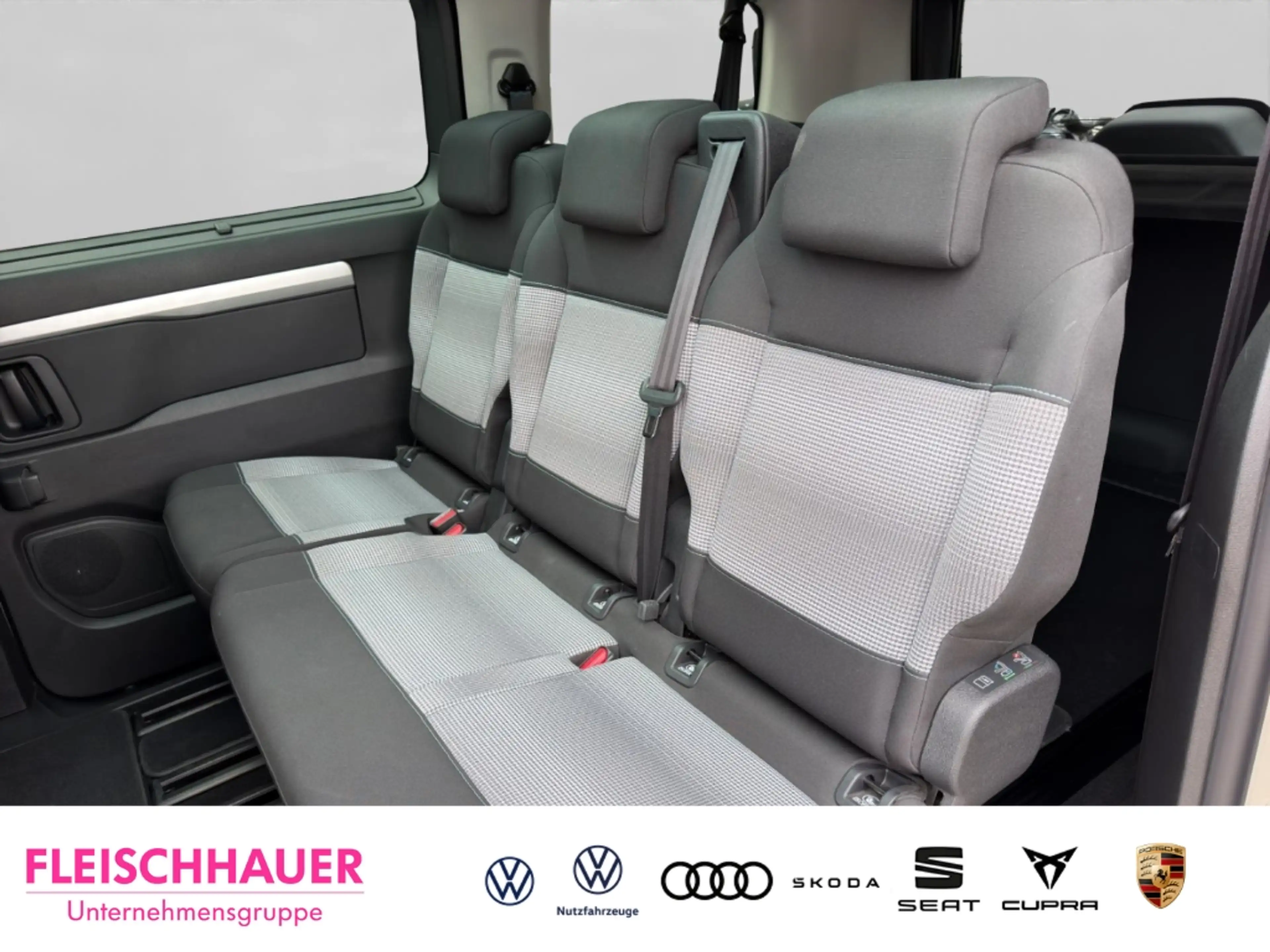 Citroen Spacetourer 2,0TDI Rip Curl CarPlay+PDC-Plus+HeadUp+Xenon — photo 10