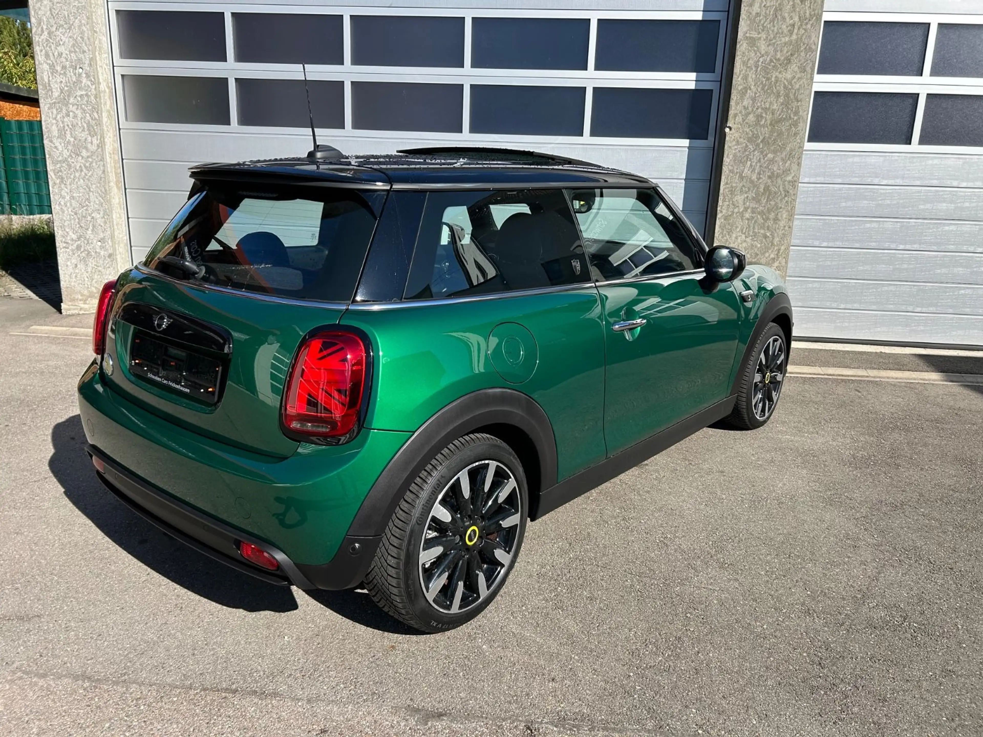 MINI Cooper SE "YOURS"Panoramadach Leder HUD HiFi H&K — photo 13