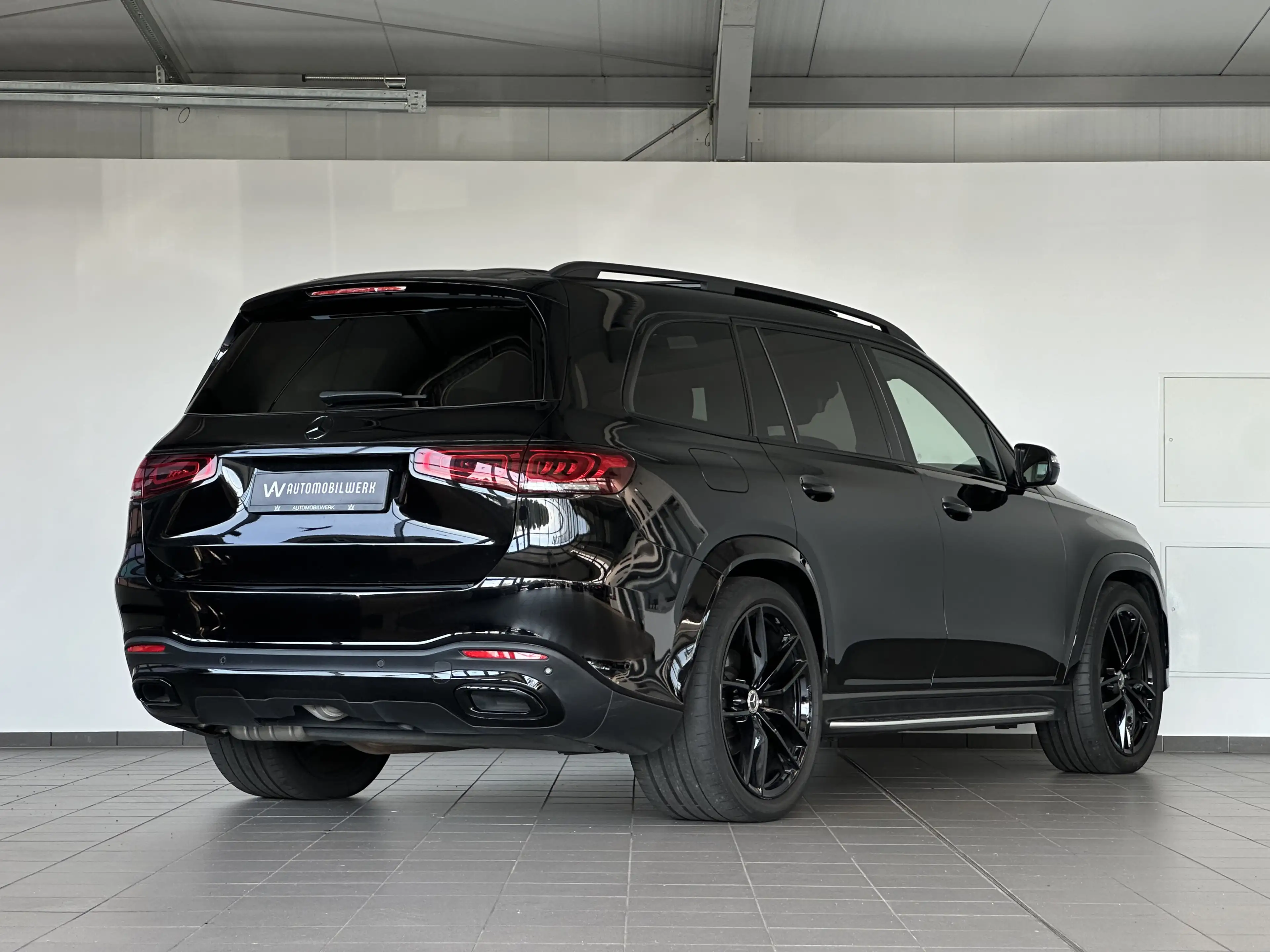 Mercedes-Benz GLS 400 4M AMG LINE *PANO *HUD *MSGE *LUFT *7STZ — photo 4