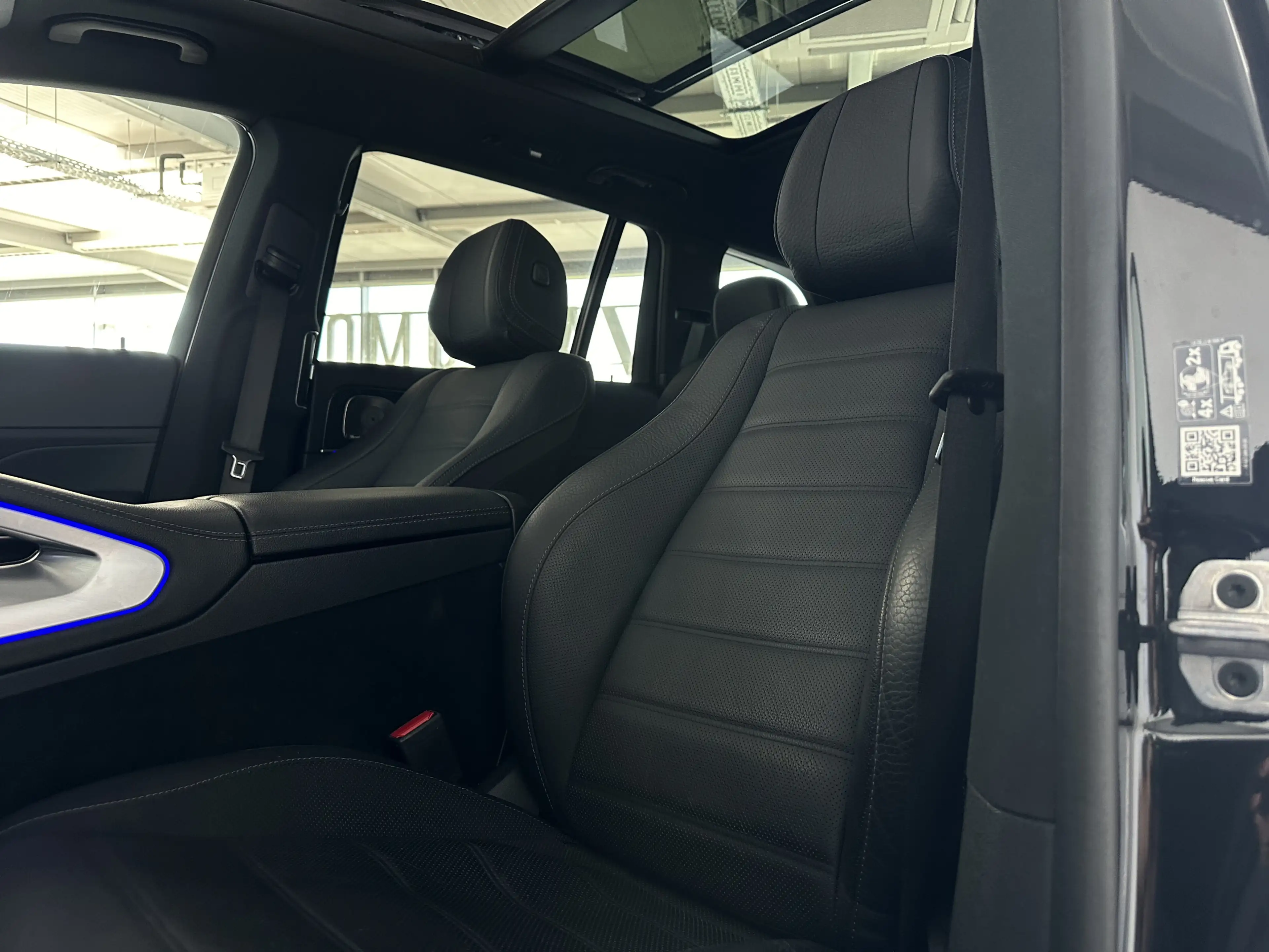 Mercedes-Benz GLS 400 4M AMG LINE *PANO *HUD *MSGE *LUFT *7STZ — photo 12
