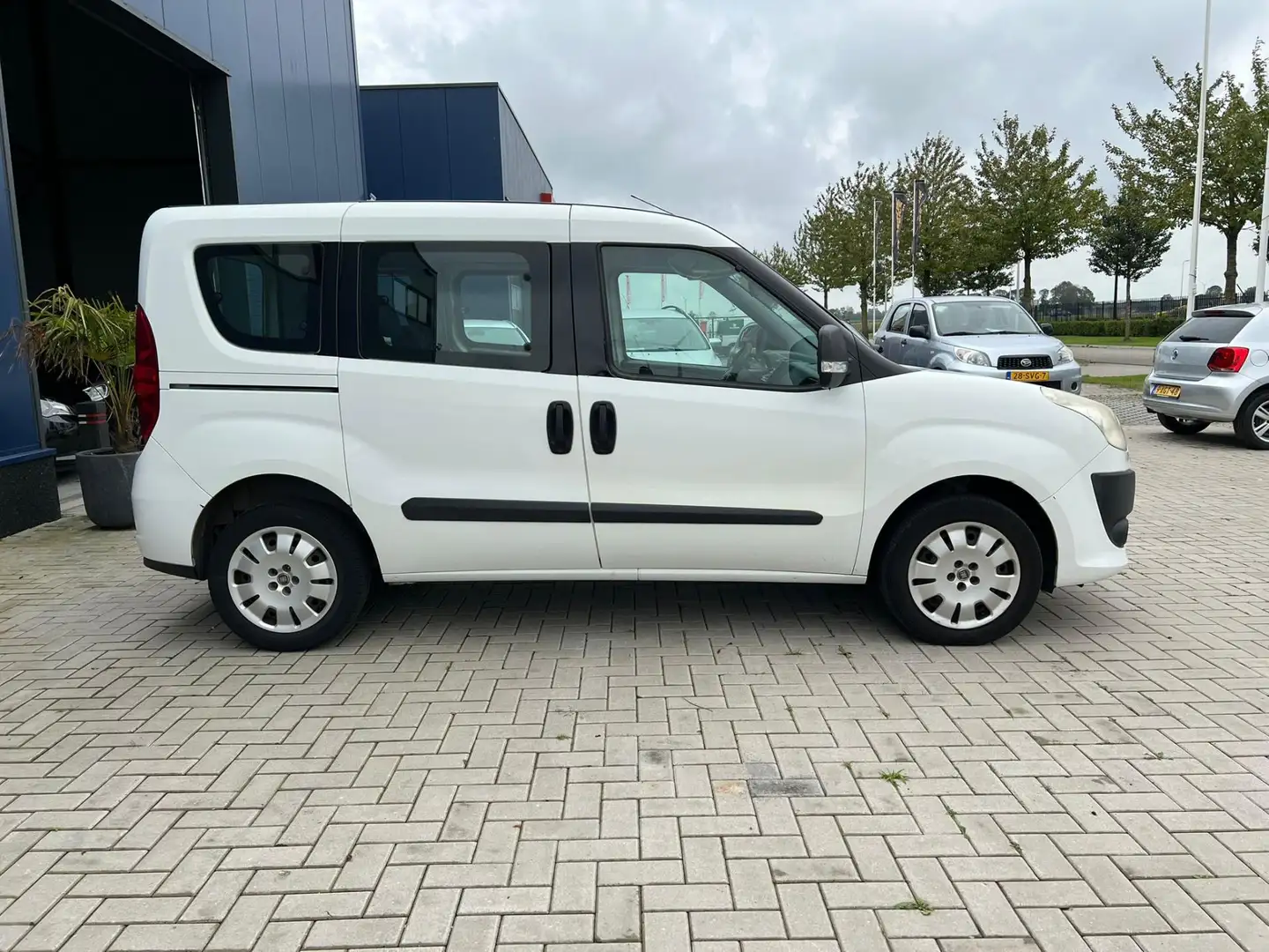 Fiat Doblo 1.4 Dynamic 7P / AIRCO / ELEC RAMEN / DUBBELE SCHU Weiß - 2
