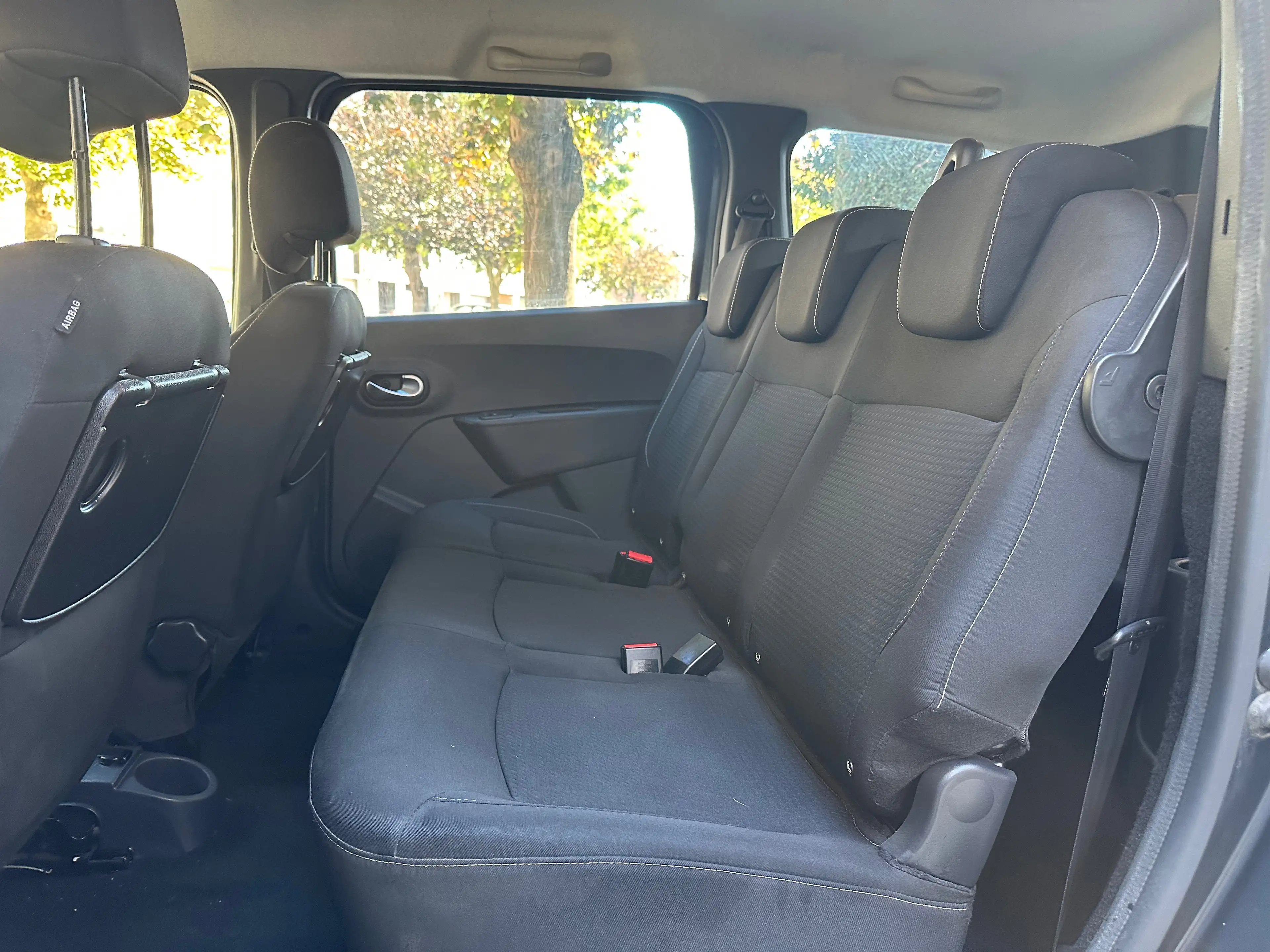 Dacia Lodgy 1.5 Blue dCi Comfort 7places 2020 7850€ — photo 7