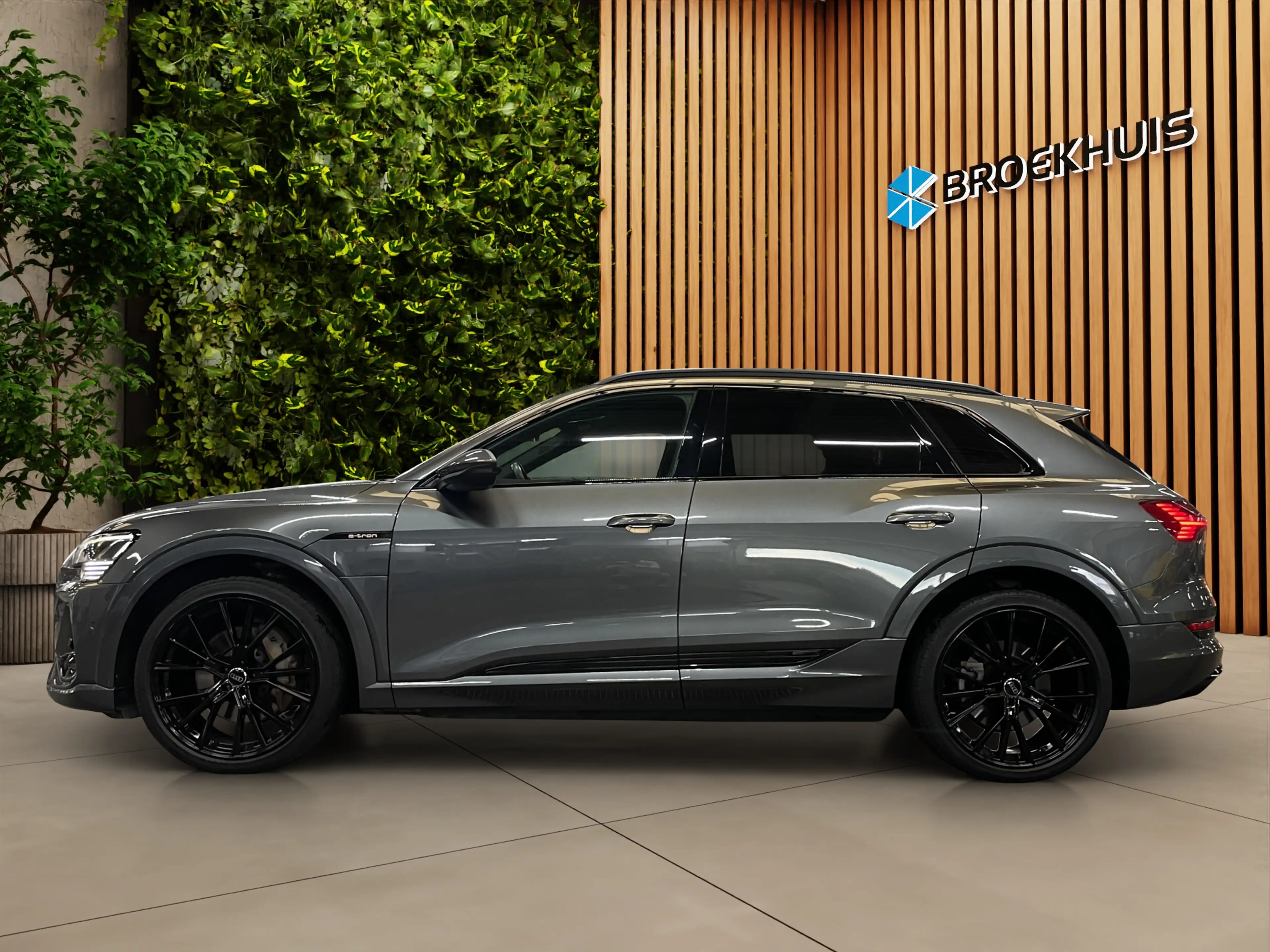 Audi e-tron 50 quattro S edition 71 kWh B&O | Adaptieve cruise — photo 3