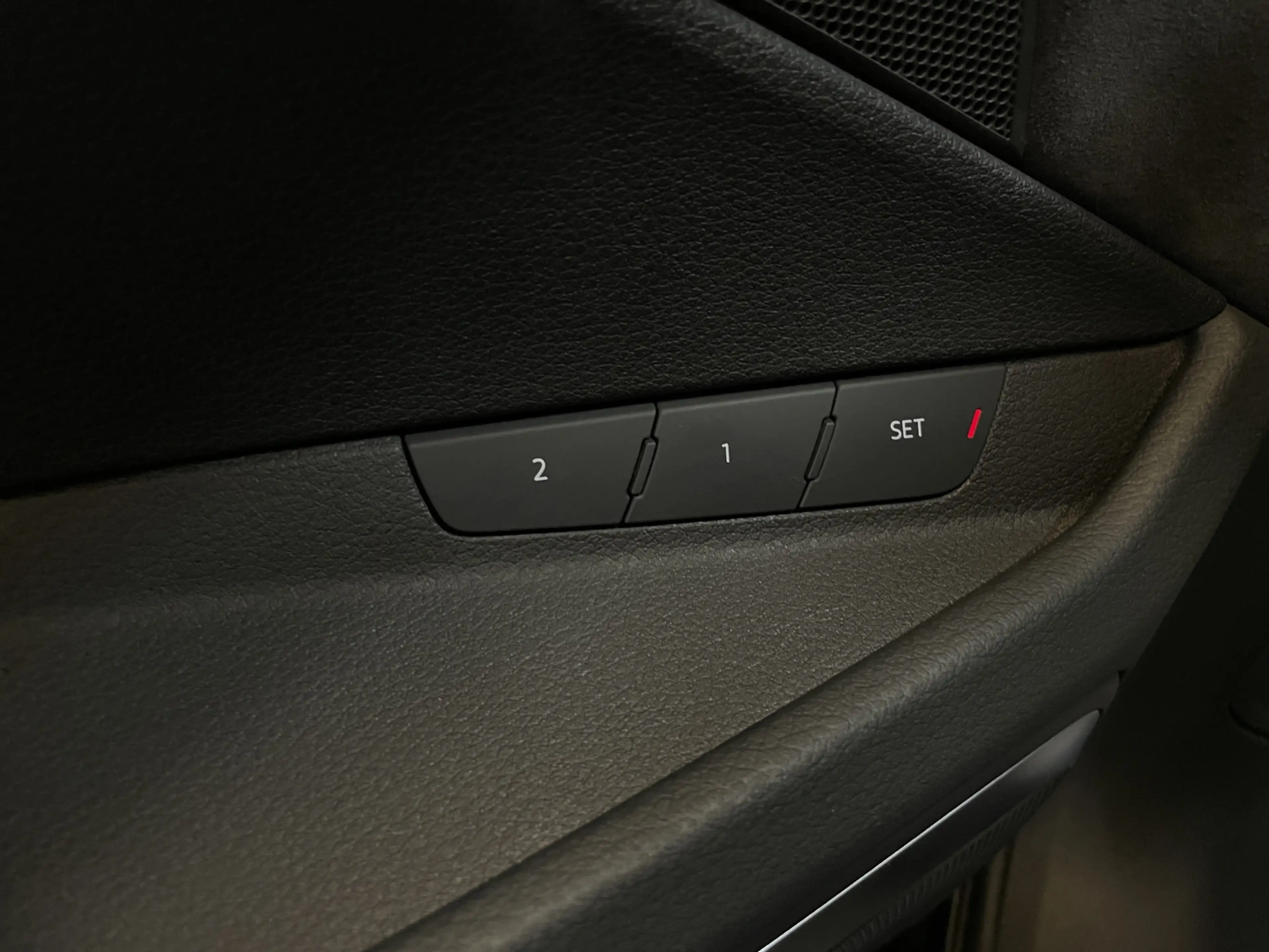 Audi e-tron 50 quattro S edition 71 kWh B&O | Adaptieve cruise — photo 12