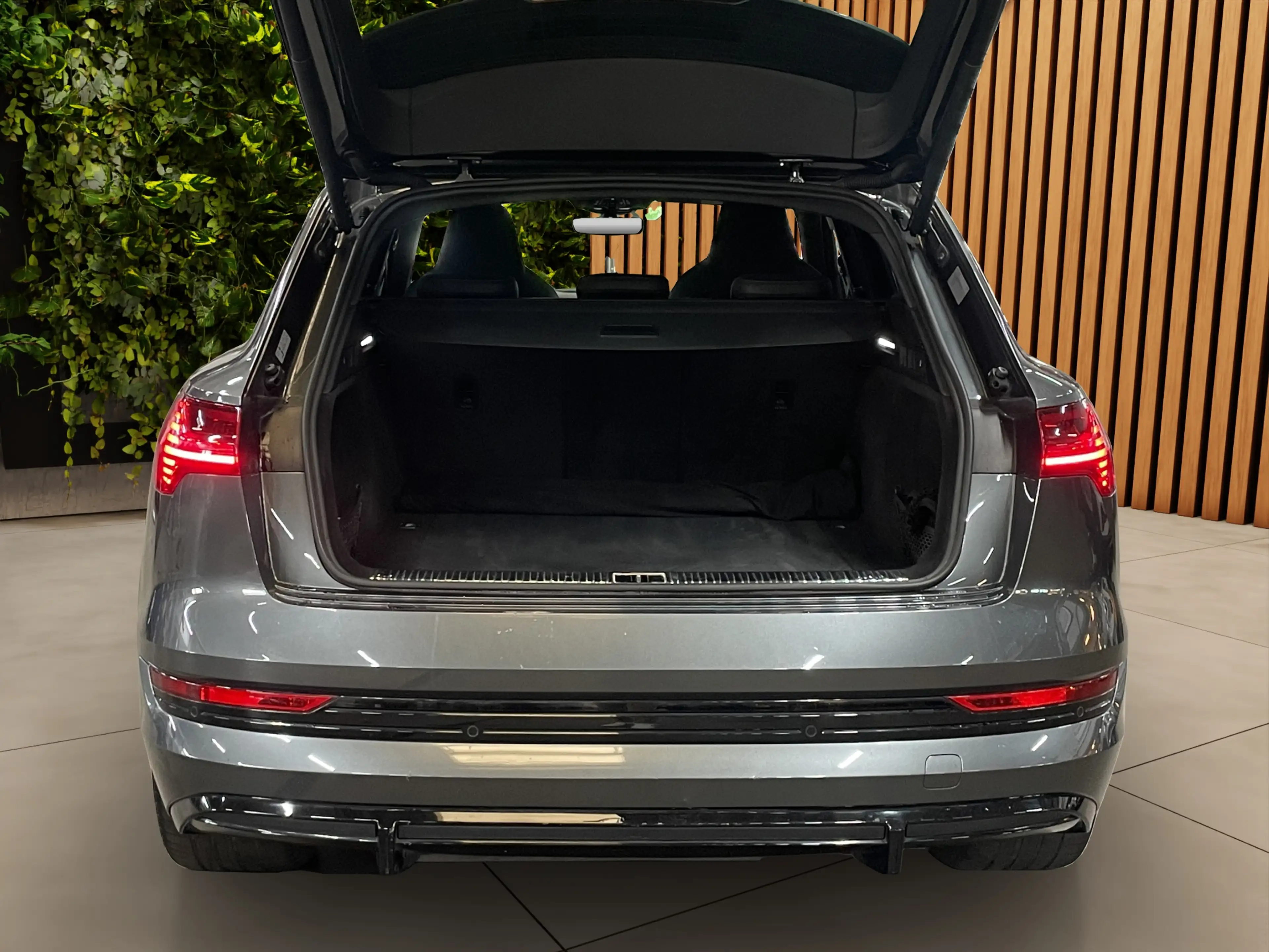 Audi e-tron 50 quattro S edition 71 kWh B&O | Adaptieve cruise — photo 24