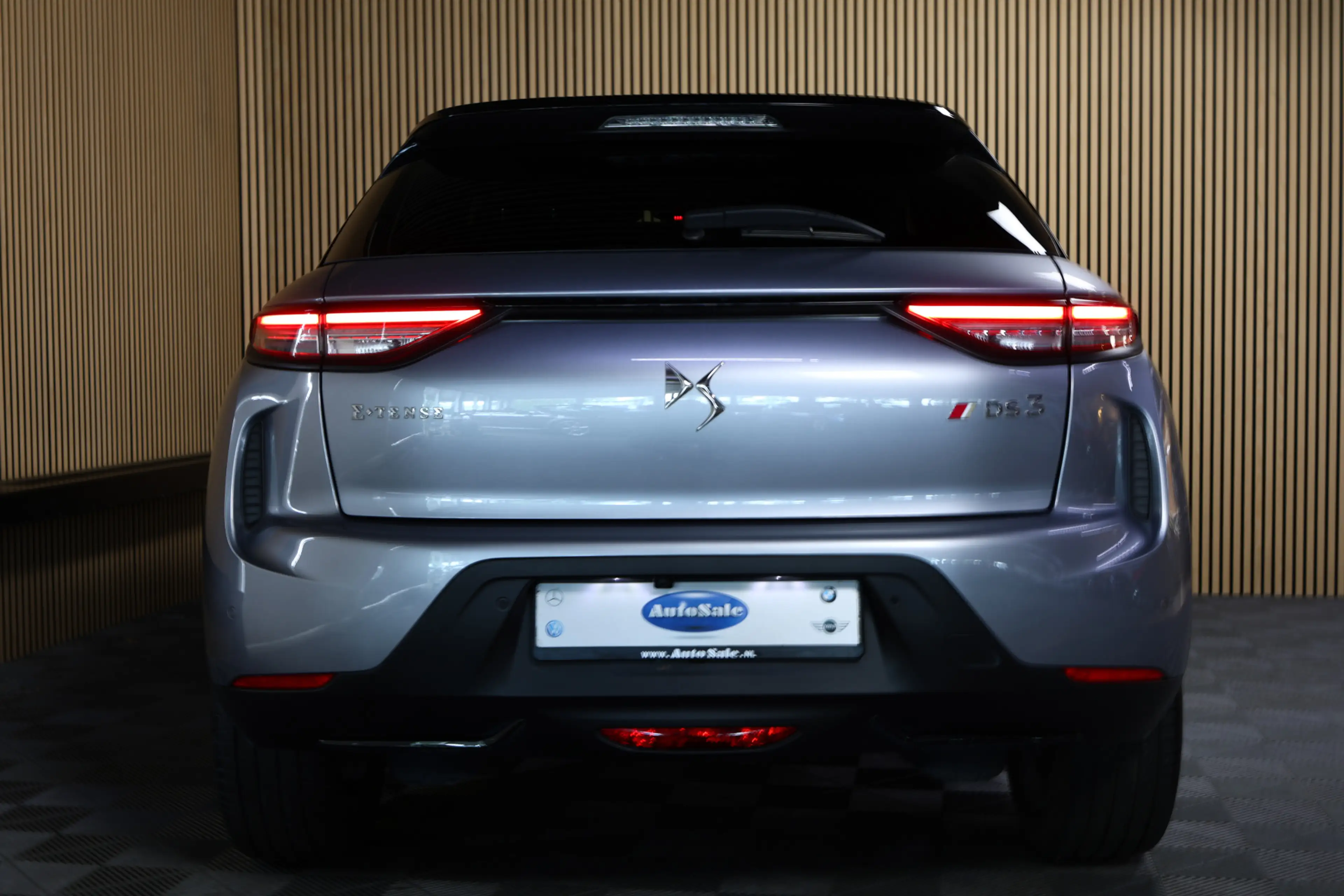 DS Automobiles DS 3 Crossback E-Tense Performance Line 50kWh VIRTUAL NAVI HEADUP — photo 15