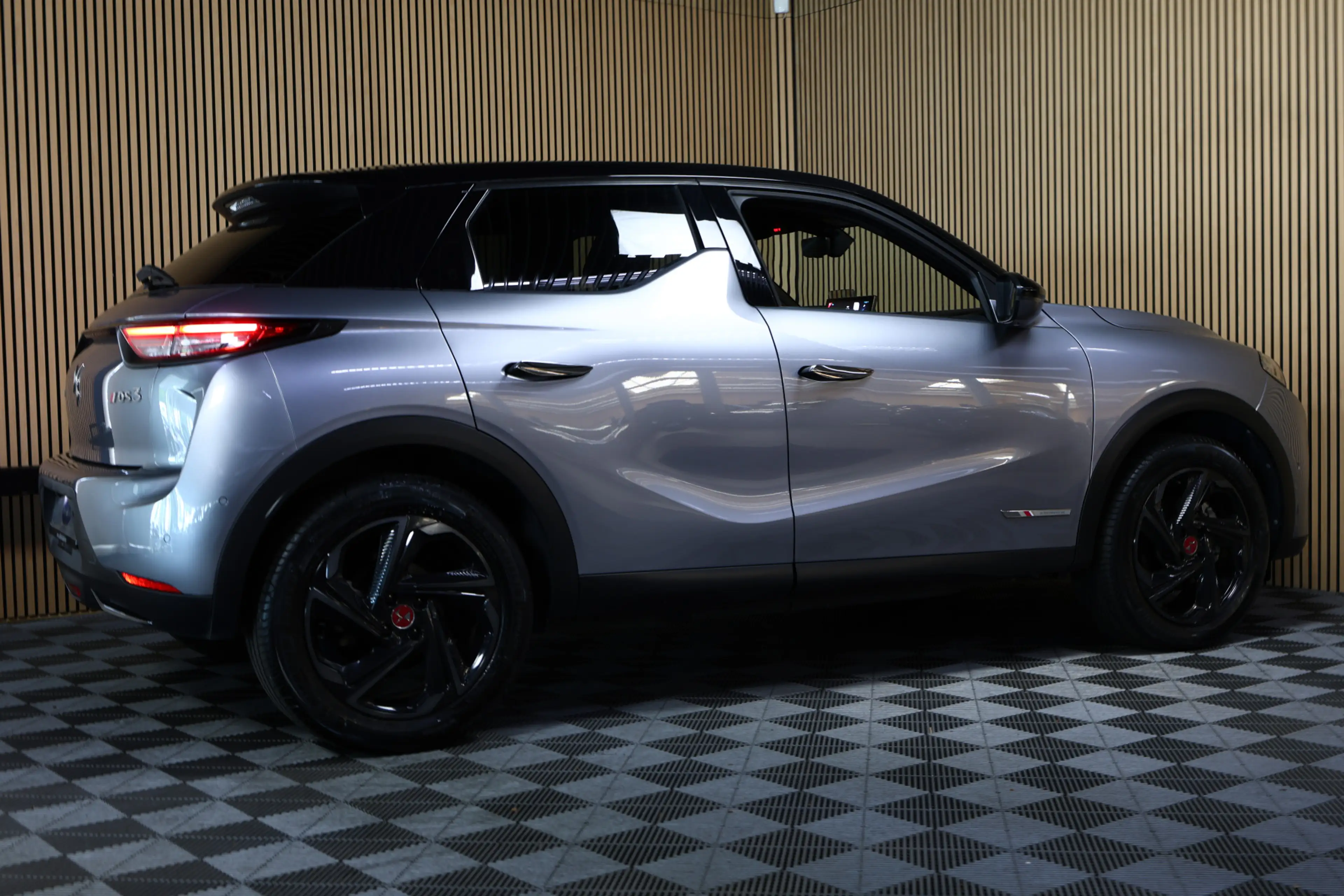 DS Automobiles DS 3 Crossback E-Tense Performance Line 50kWh VIRTUAL NAVI HEADUP — photo 13