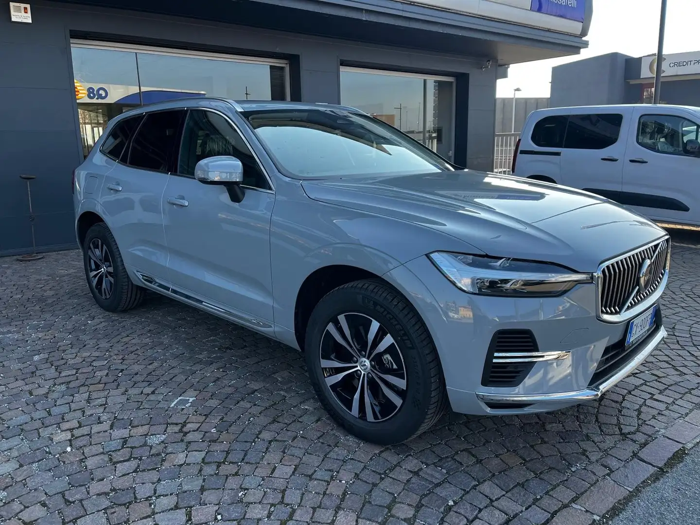 Volvo XC60 XC60 2.0 t6 phev Core awd auto Grigio - 2