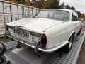Oldtimer Jaguar XJ 6 Serie 2 Weiß - thumbnail 2