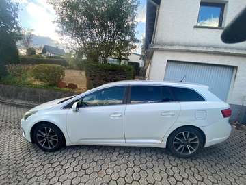 Avensis 2.0 D-4D