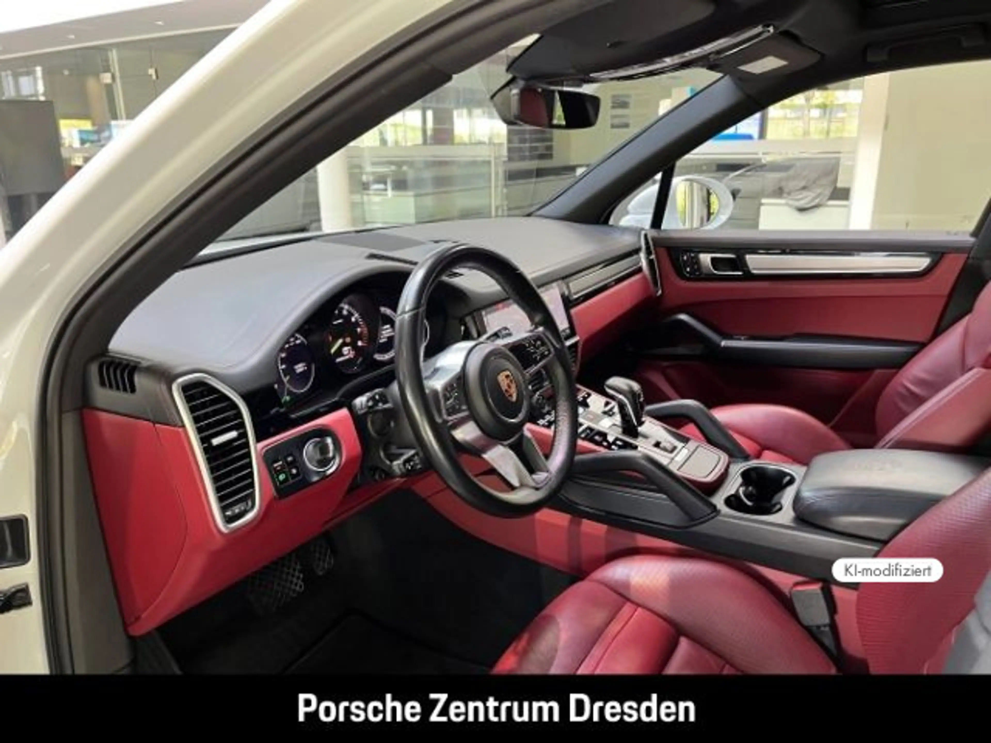 Porsche Cayenne E-Hybrid*Pano*Chrono*BOSE*LED-Matrix — photo 4