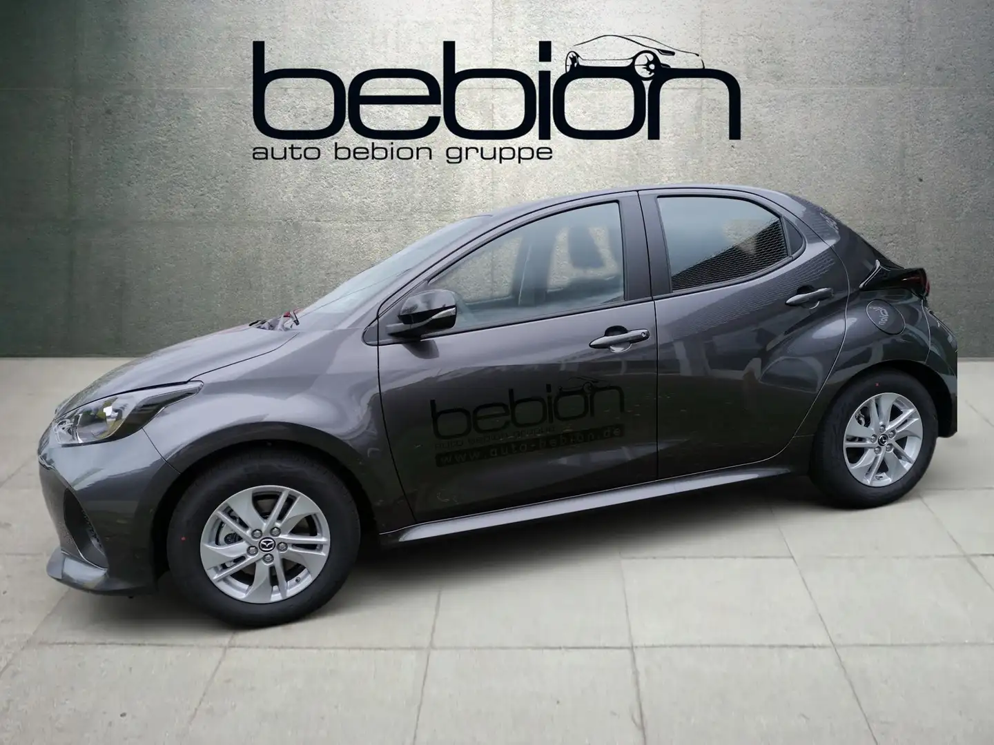 Mazda 2 Hybrid 04 1.5L VVT-i 116 PS e-CVT FWD CENTRE-LINE - 2