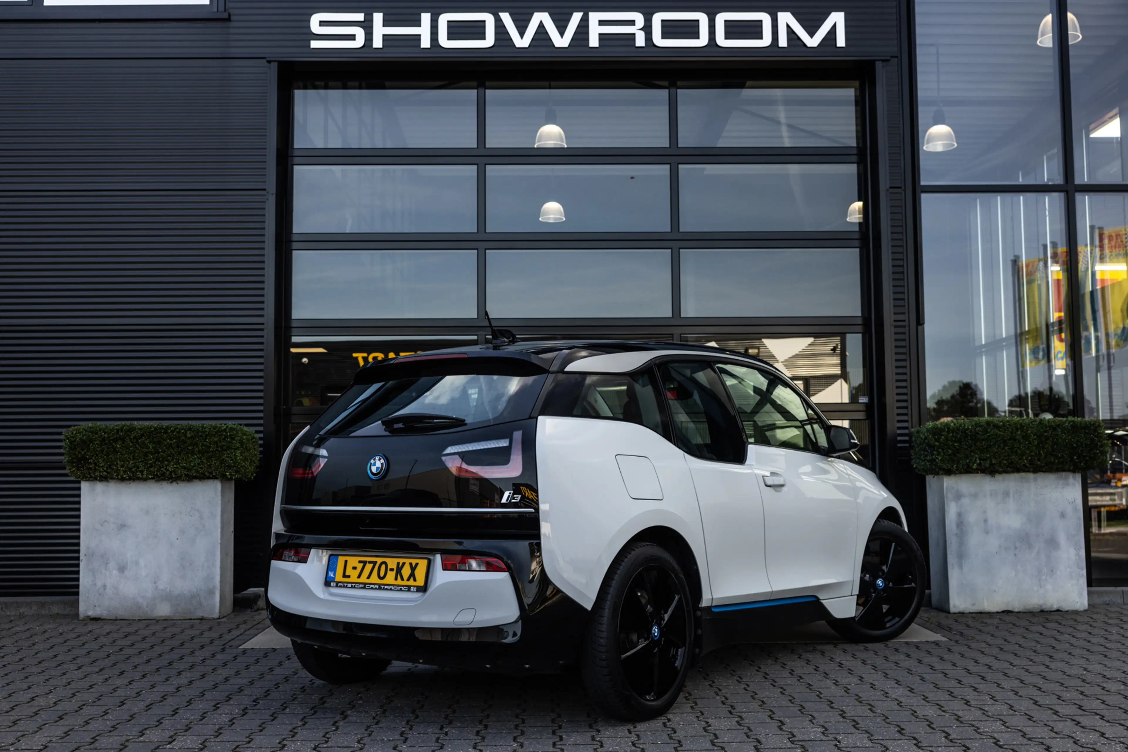 BMW i3 Basis iPerformance 94Ah 33 kWh, NL Auto, Nieuwstaa — photo 9