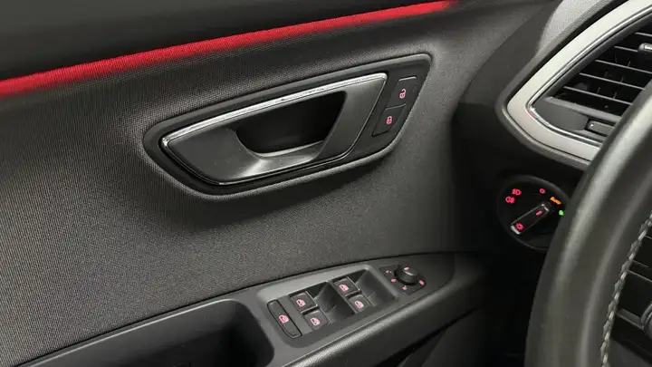 SEAT León 2018, foto 22