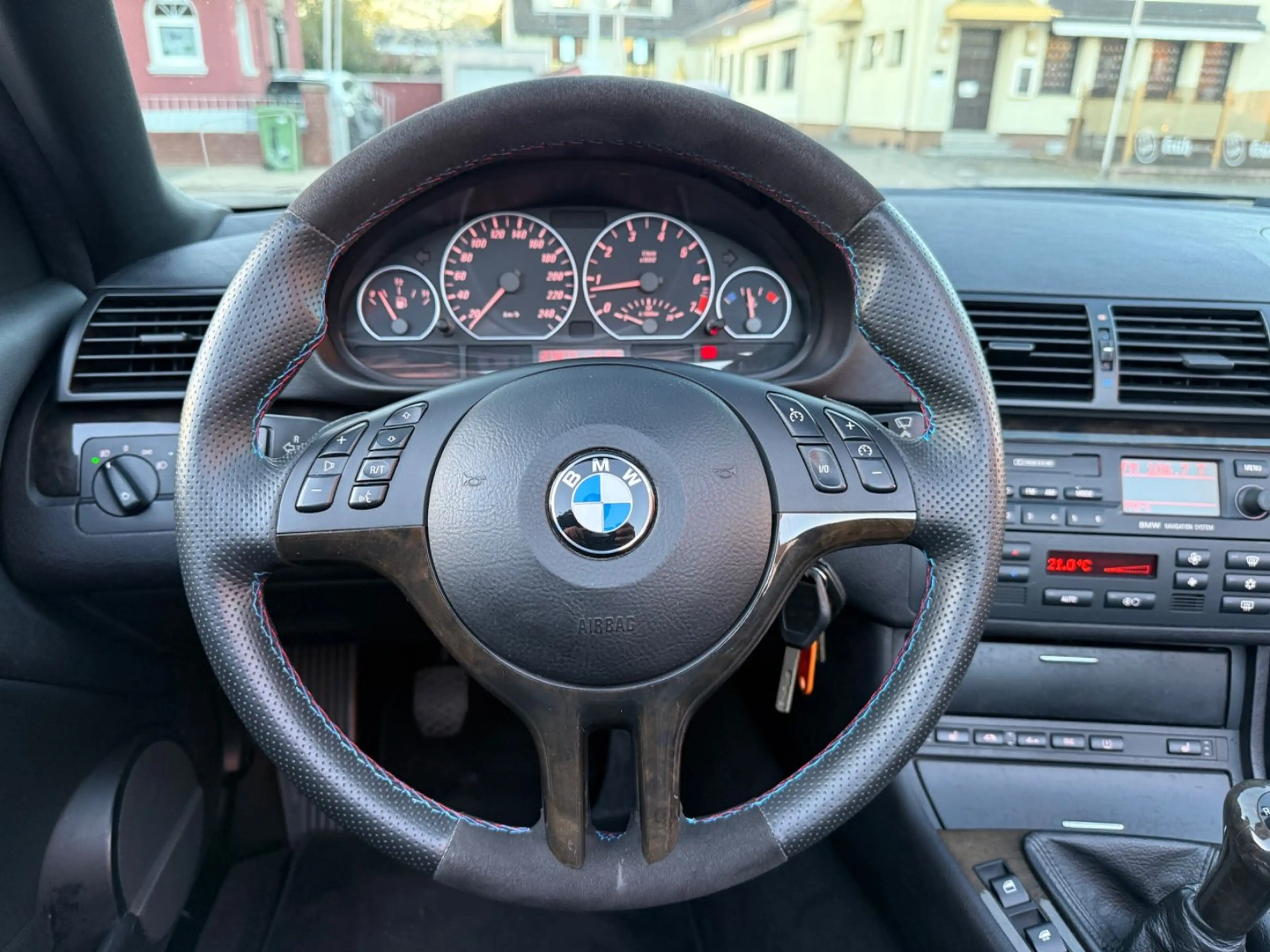 BMW 325 Ci E46 Edition Exclusive Cabrio *Navi*Xenon* — photo 13