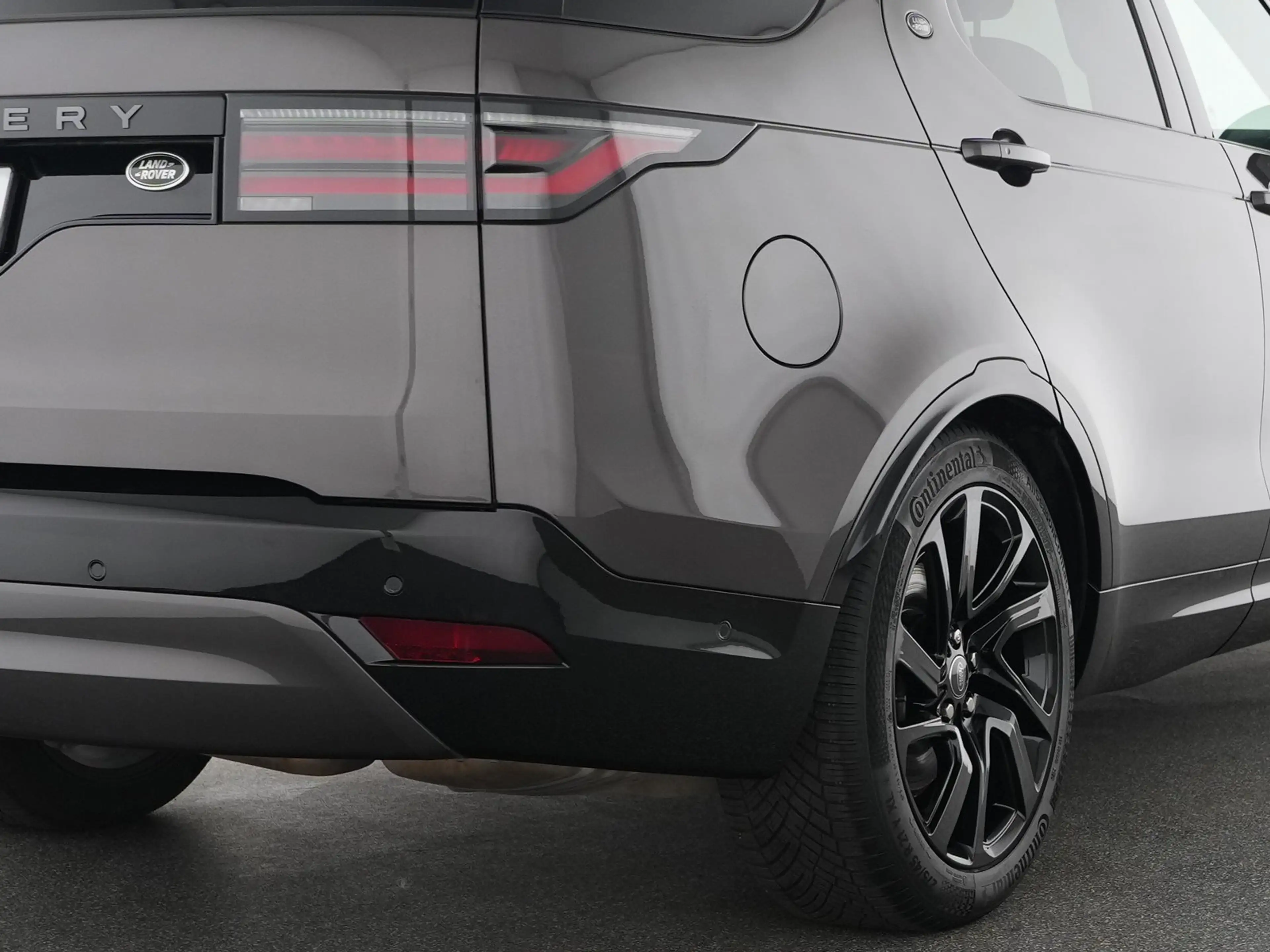 Land Rover Discovery D250 AWD R-Dynamic S — photo 10